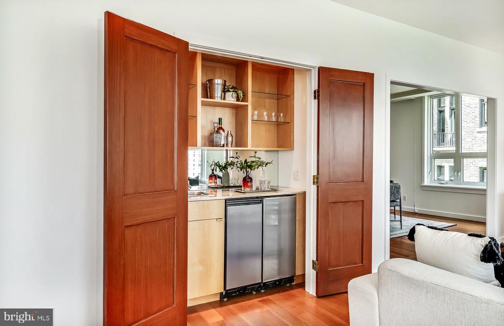 1820 RITTENHOUSE SQUARE Unit: 1601