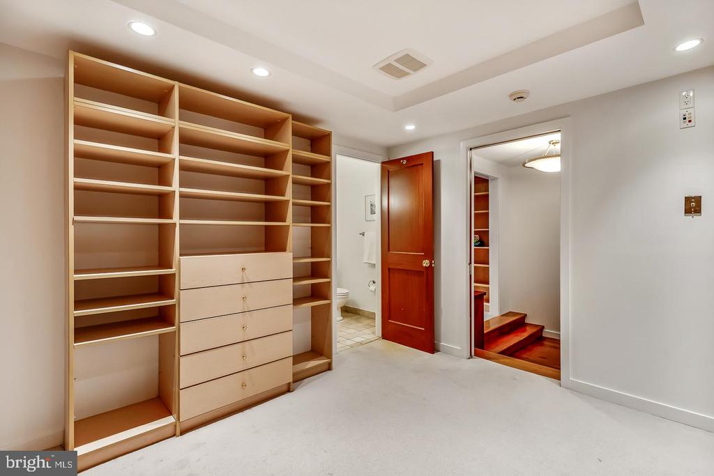 1820 RITTENHOUSE SQUARE Unit: 1601