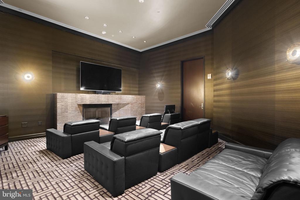 1414 S PENN SQUARE 40D