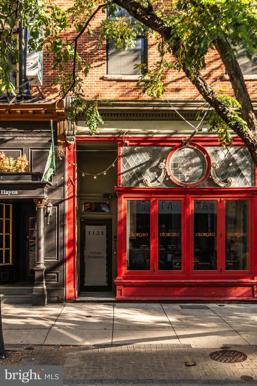 1121 WALNUT STREET