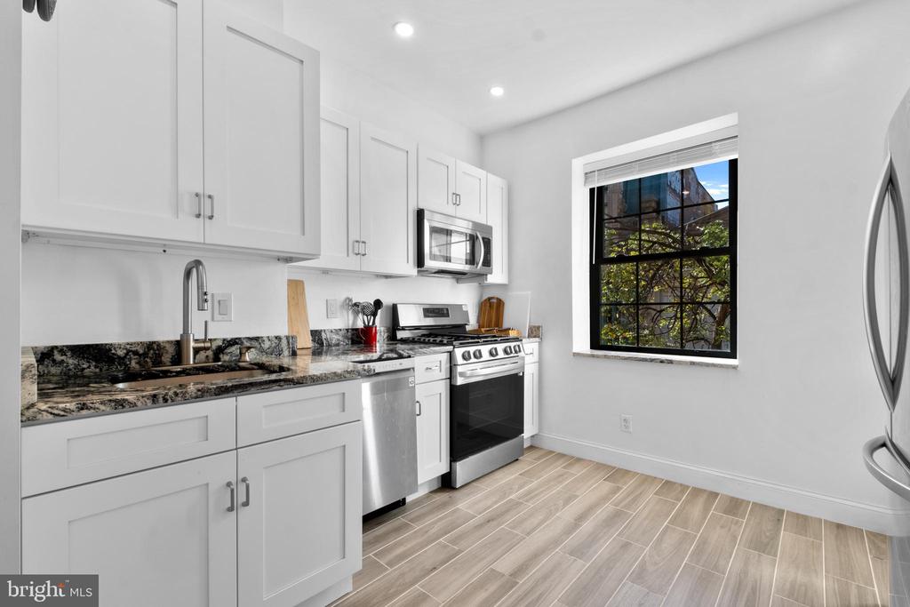 1121 WALNUT STREET