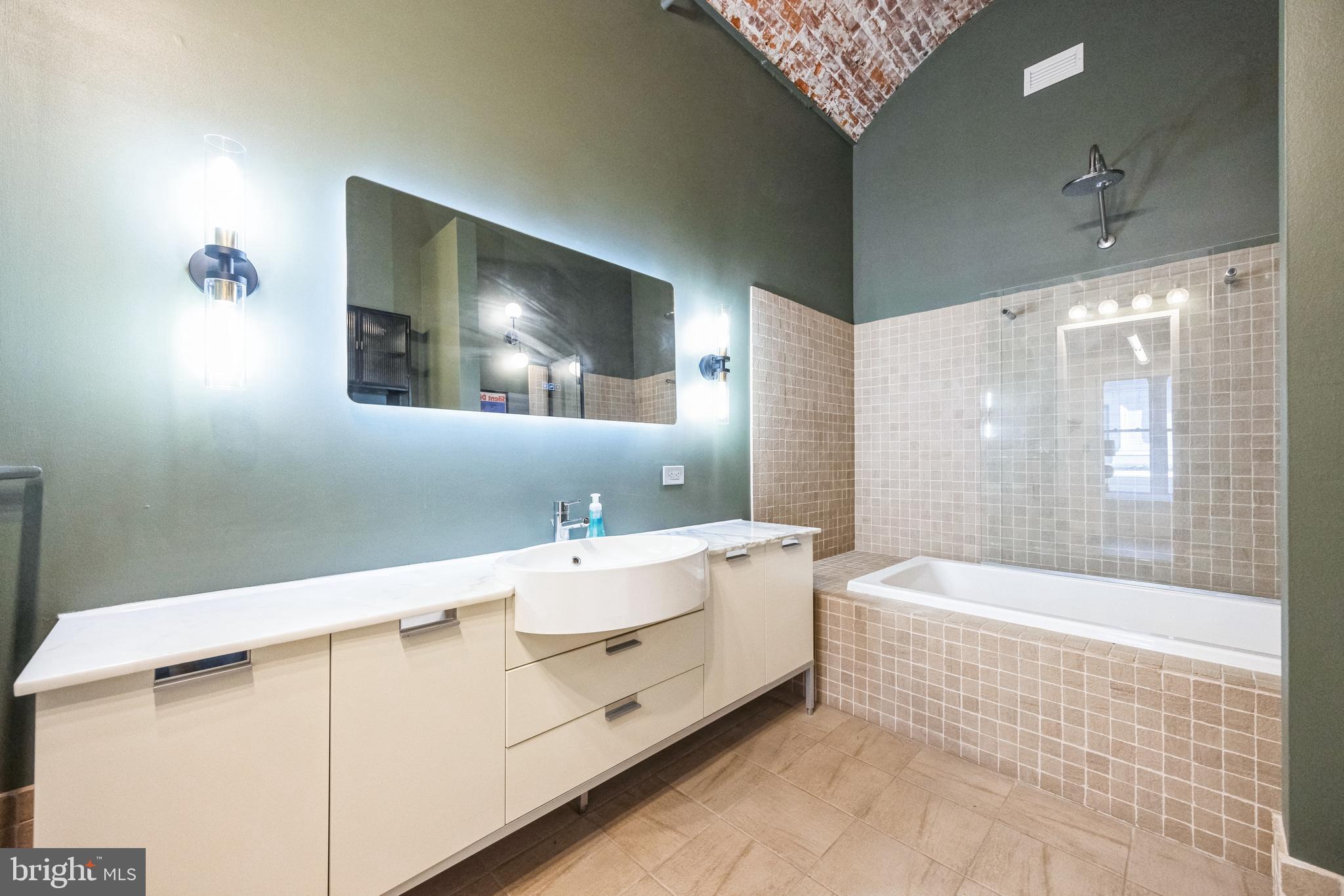 105 S 12TH STREET 402