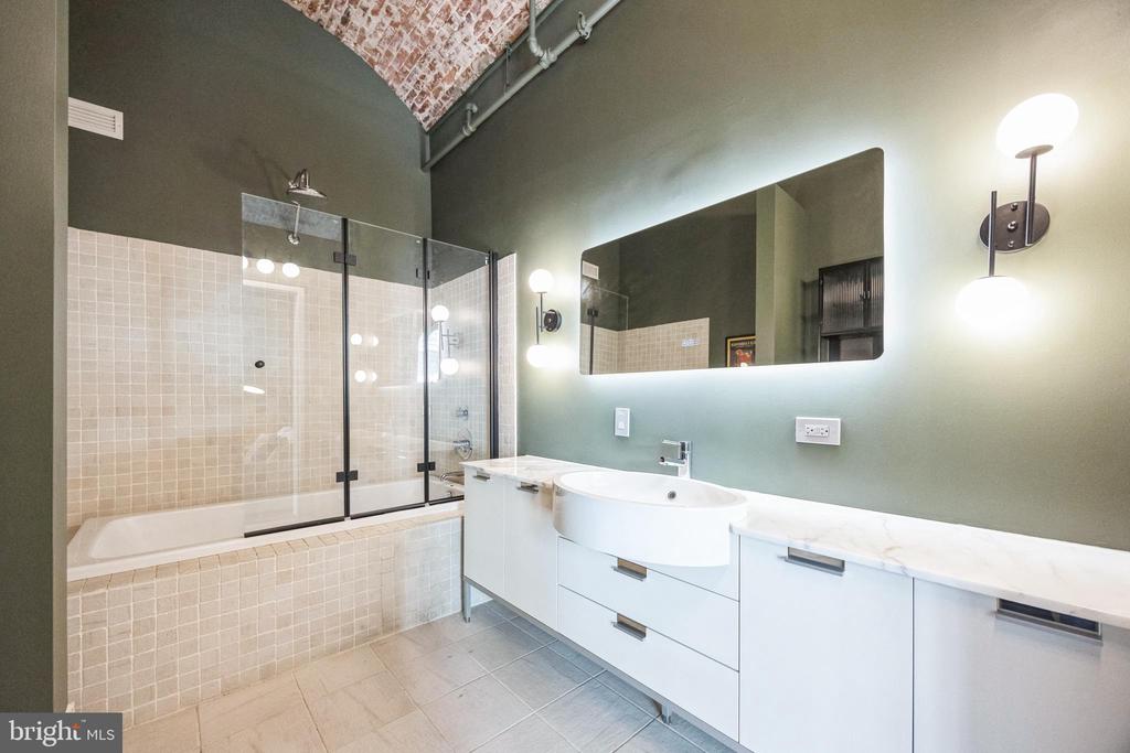 105 S 12TH STREET 402