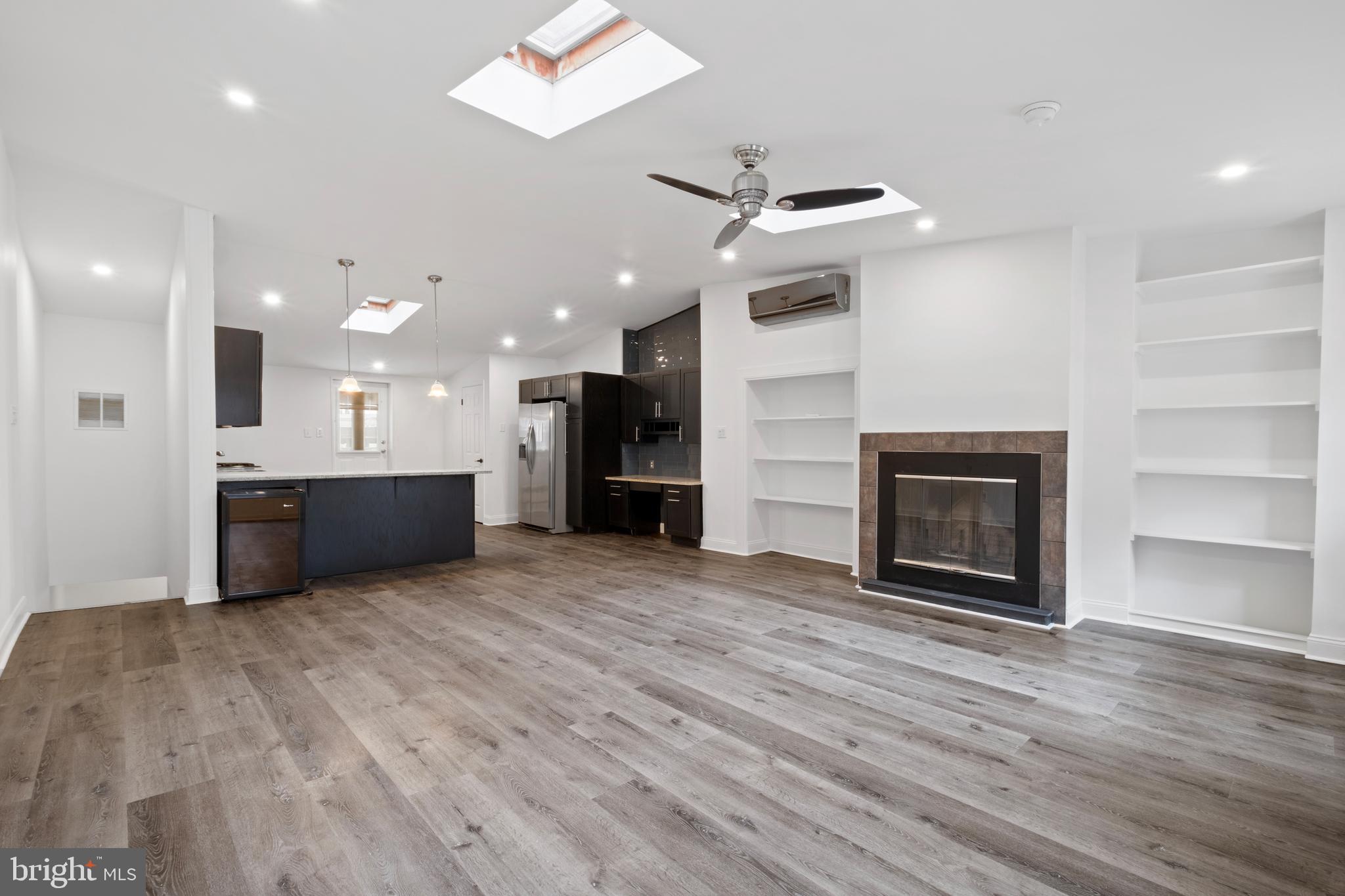 1805 CHESTNUT STREET