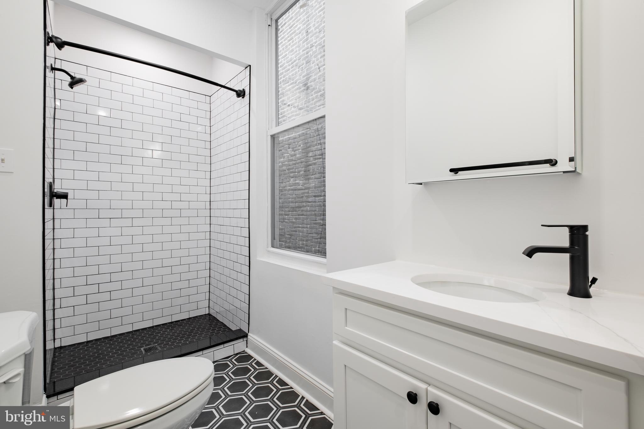 1805 CHESTNUT STREET