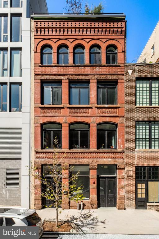 113 ARCH STREET PH2