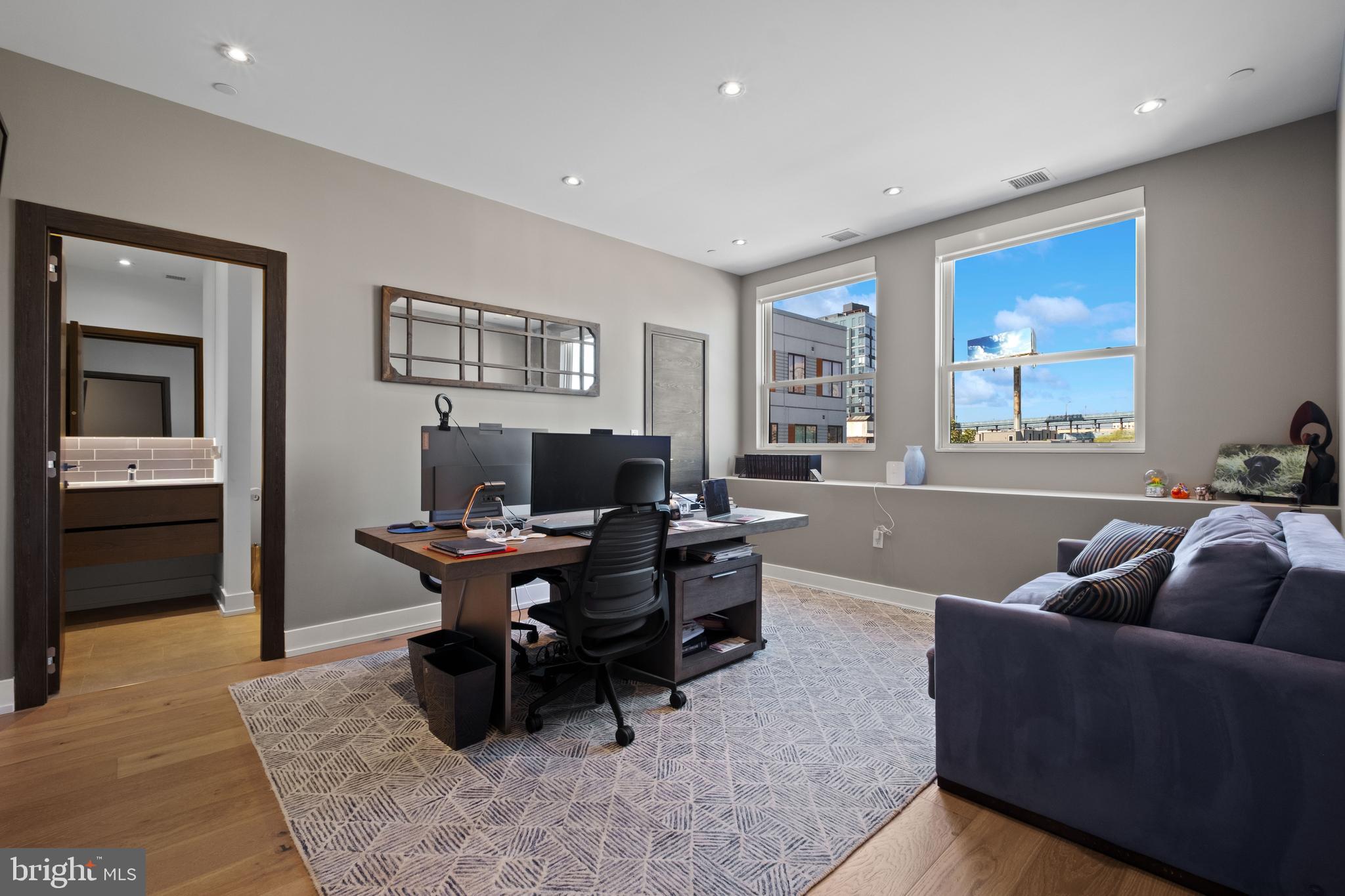 113 ARCH STREET PH2