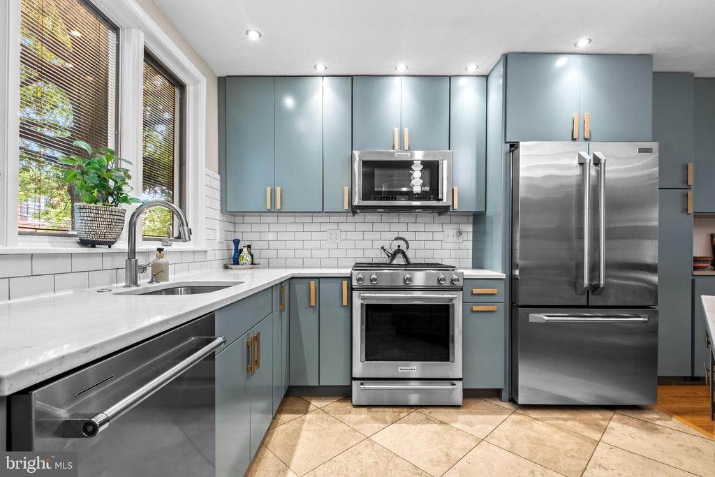 788 N 25TH STREET