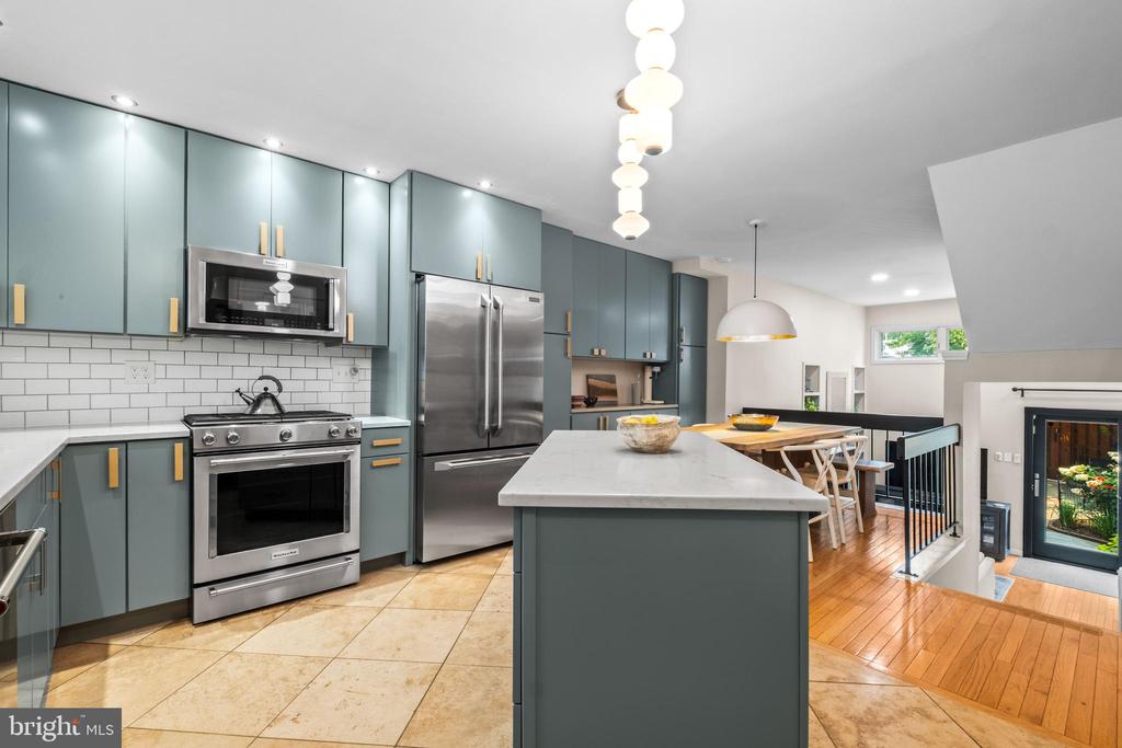 788 N 25TH STREET