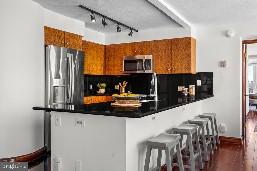 224-26 W RITTENHOUSE SQUARE Unit: 3016