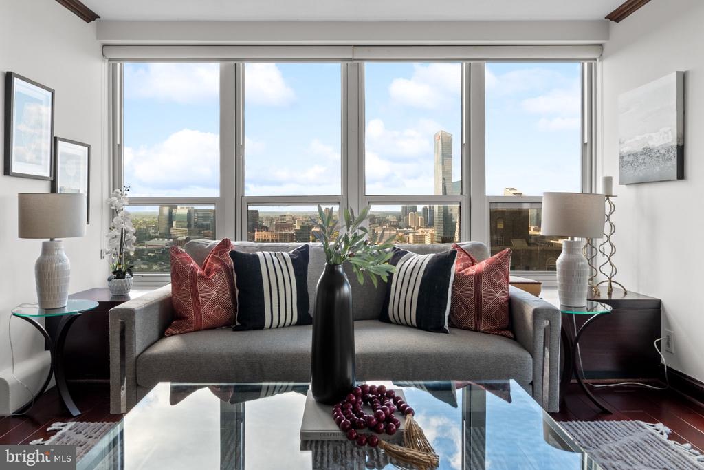 224-26 W RITTENHOUSE SQUARE Unit: 3016