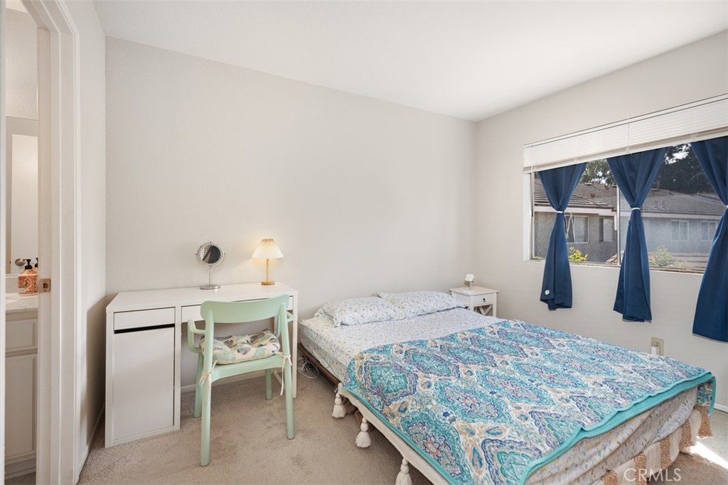 656 Springbrook N 21