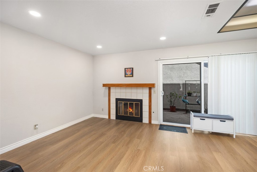 656 Springbrook N 21