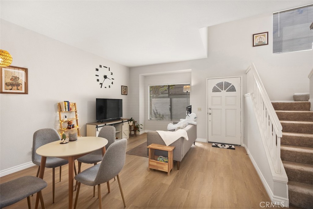 656 Springbrook N 21