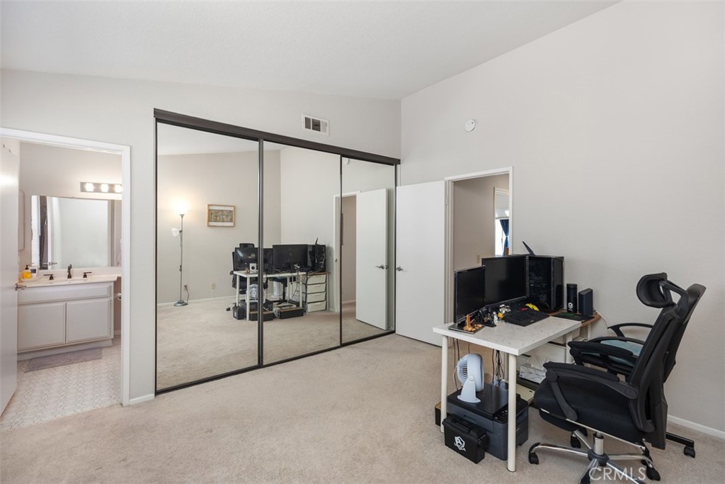 656 Springbrook N 21