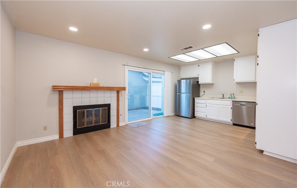 656 Springbrook N 21