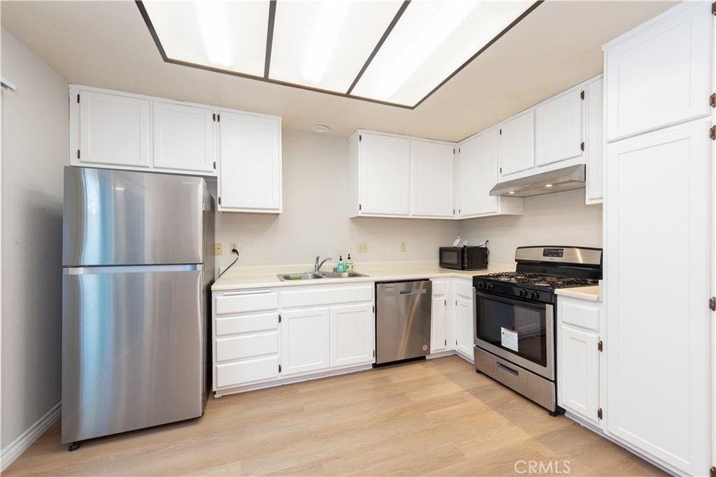 656 Springbrook N 21