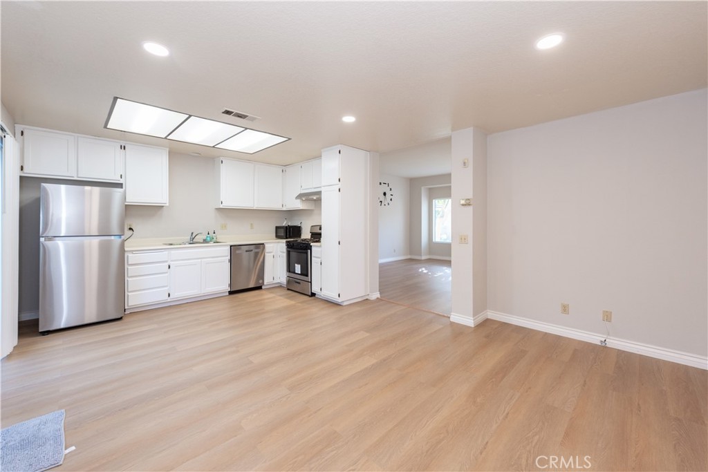 656 Springbrook N 21