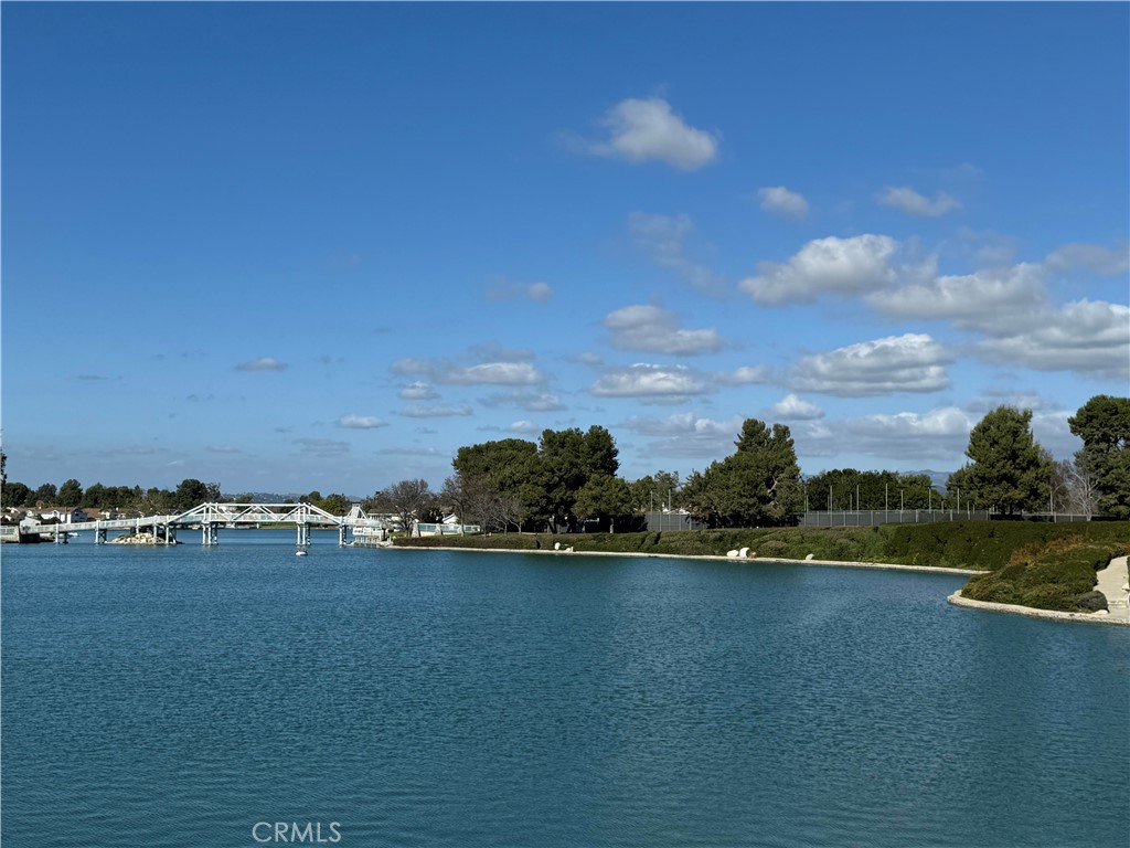 656 Springbrook N 21