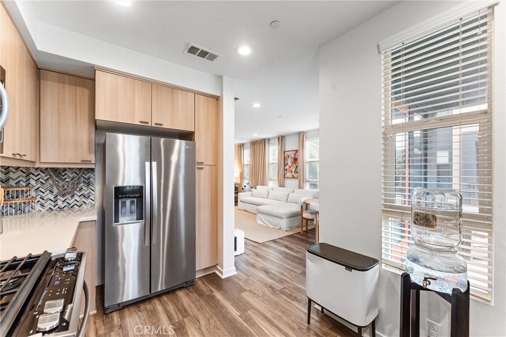 2880 N Glassell Street