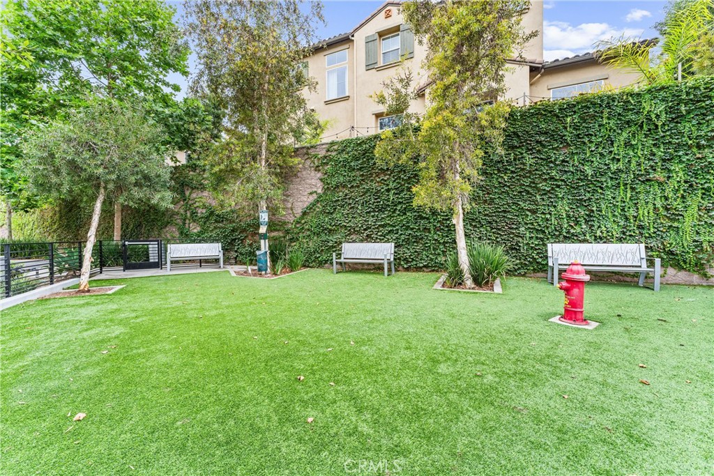 2880 N Glassell Street