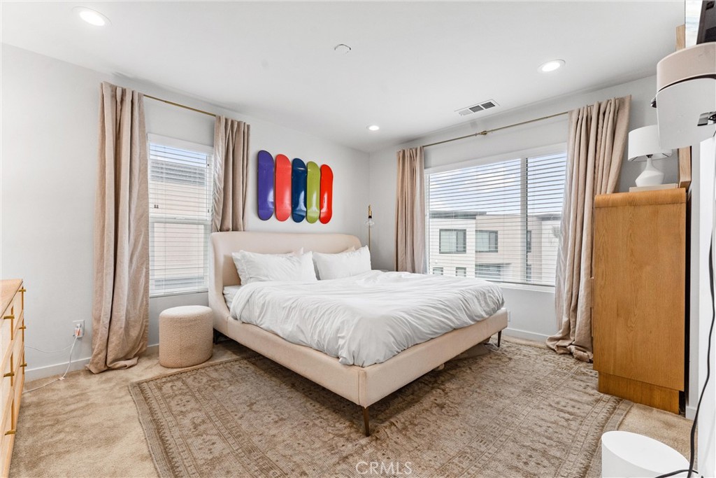 2880 N Glassell Street