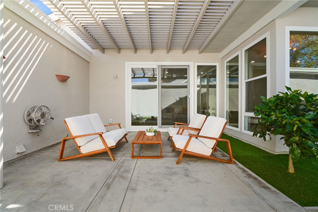 30 Woodland Drive
