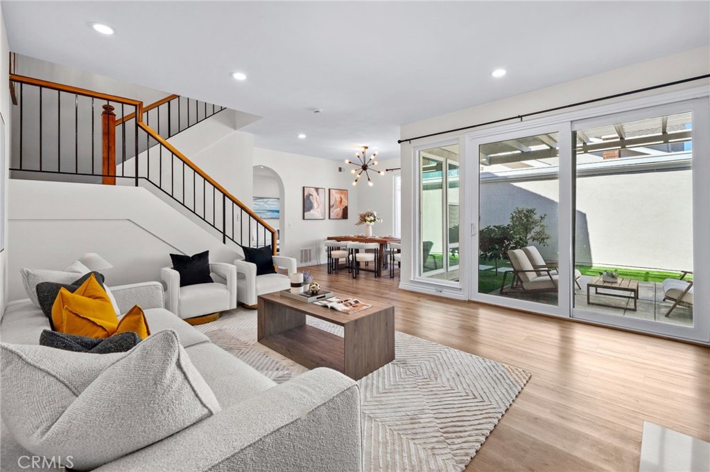 30 Woodland Drive