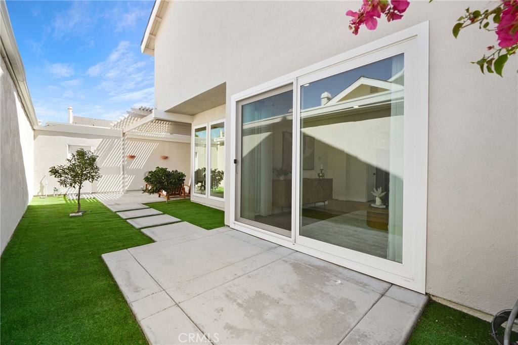 30 Woodland Drive