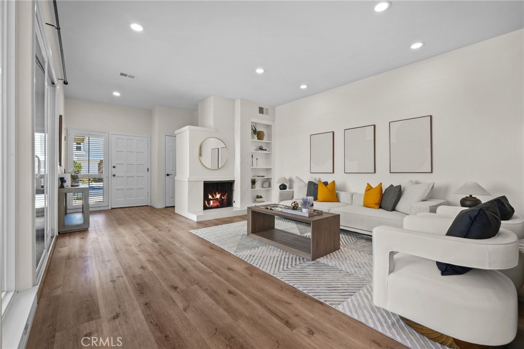 30 Woodland Drive