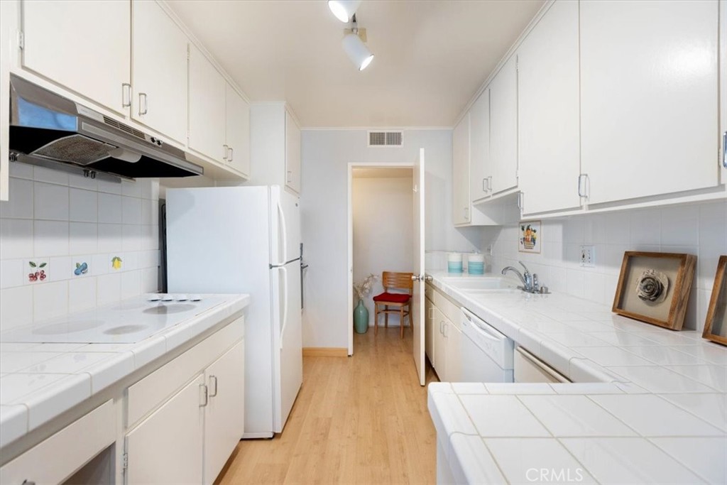 420 S Madison #109 Avenue