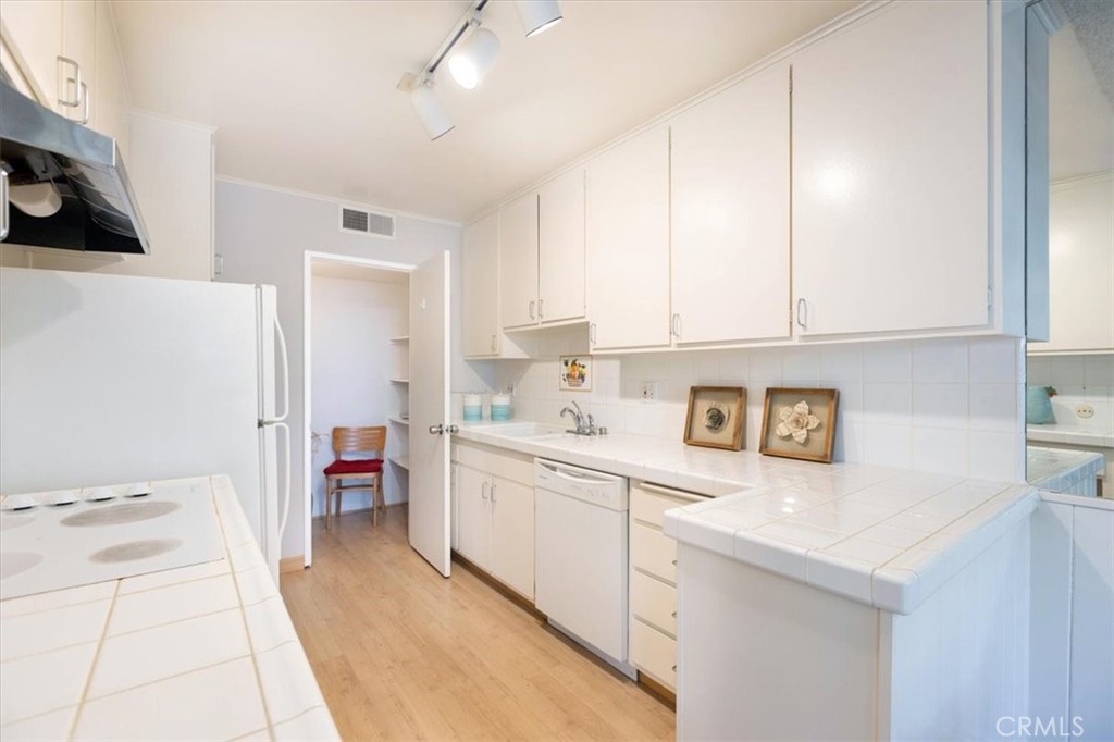 420 S Madison #109 Avenue