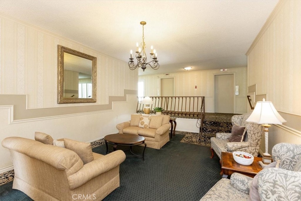 420 S Madison #109 Avenue