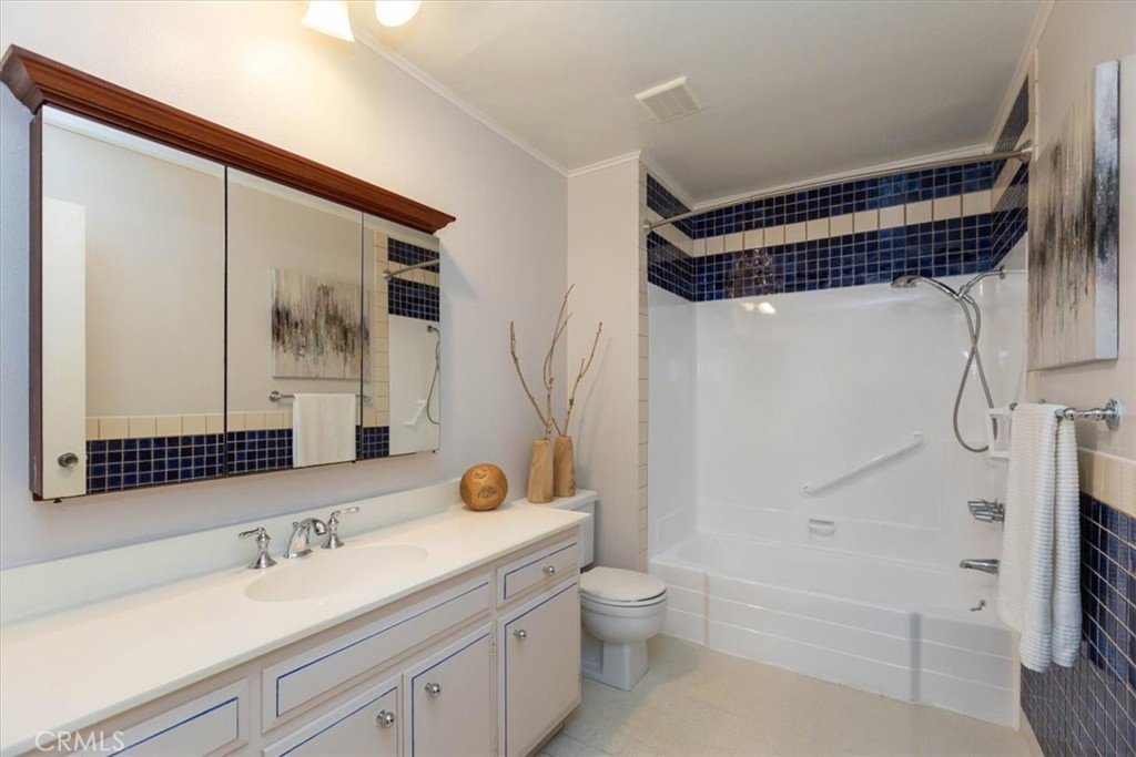 420 S Madison #109 Avenue