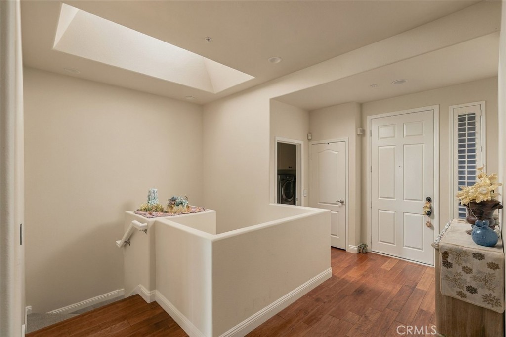 459 S San Vicente