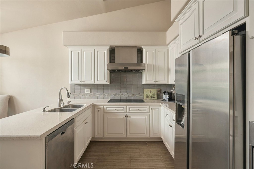 459 S San Vicente