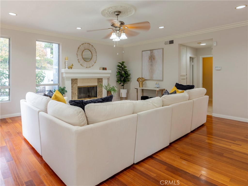 19952 East Country Hollow Drive