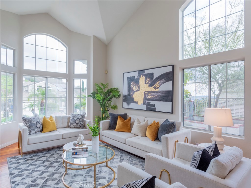 19952 East Country Hollow Drive