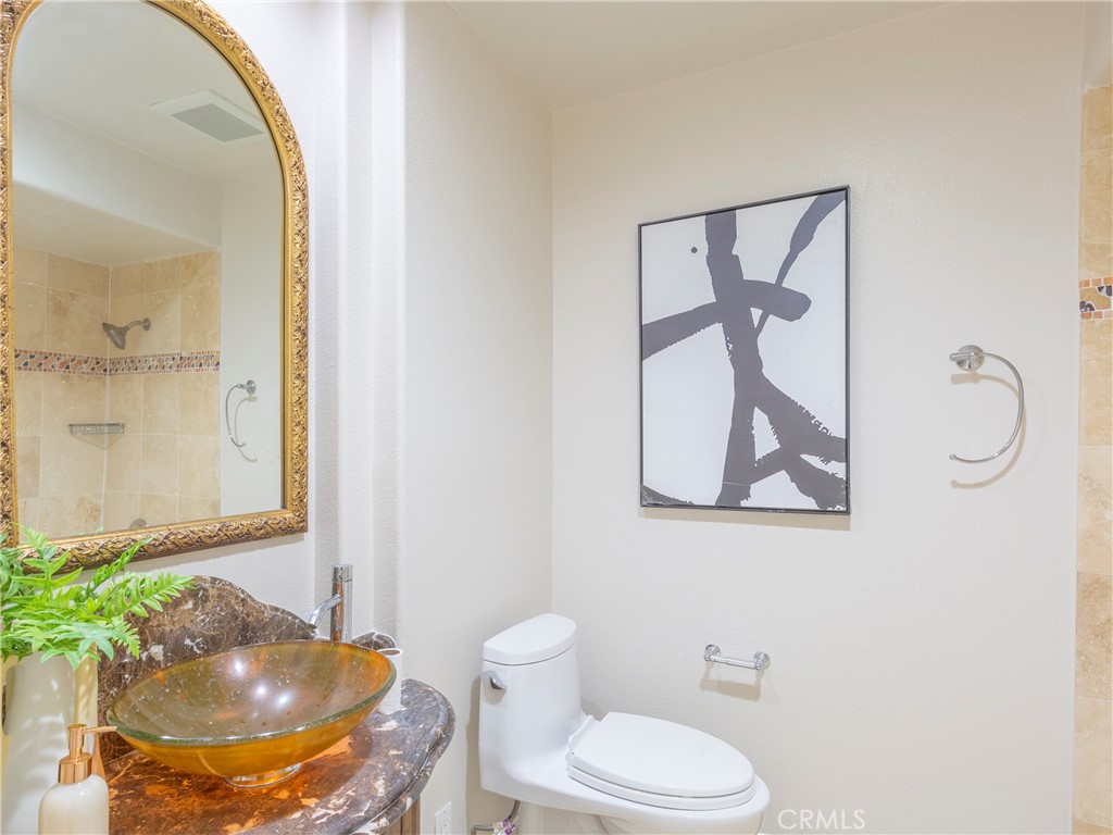 19952 East Country Hollow Drive