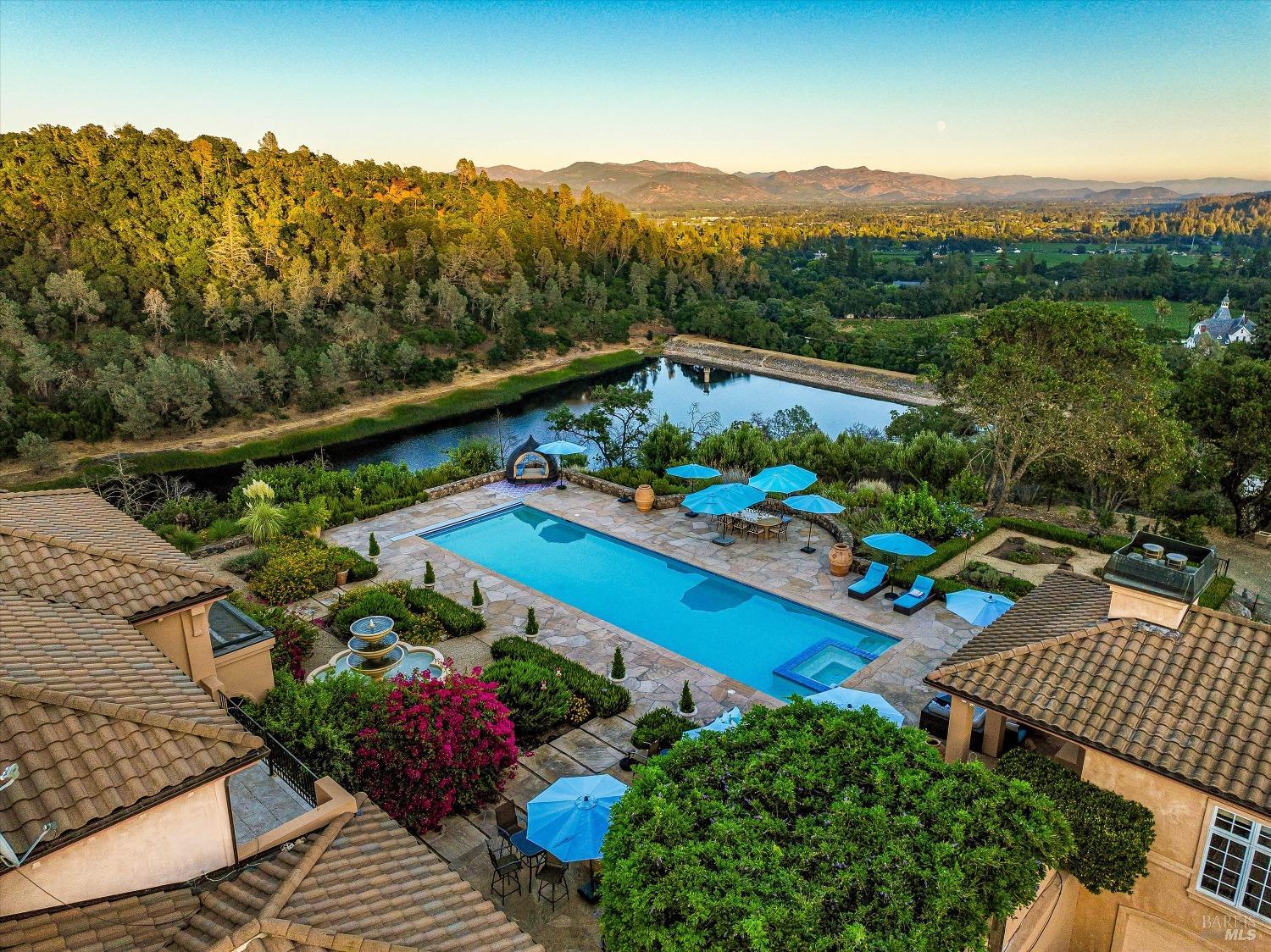 2900 Spring Mountain Rd