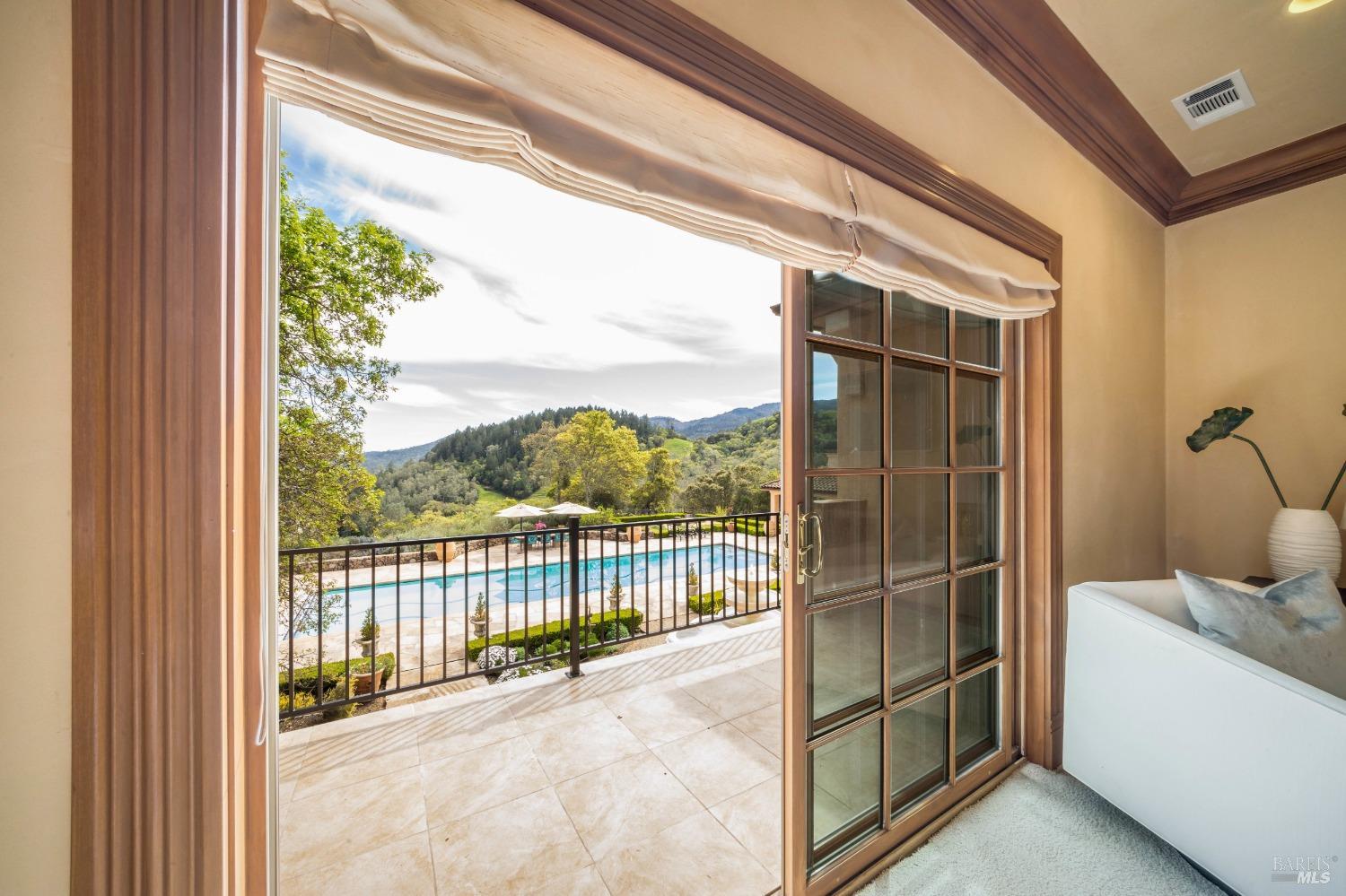 2900 Spring Mountain Rd