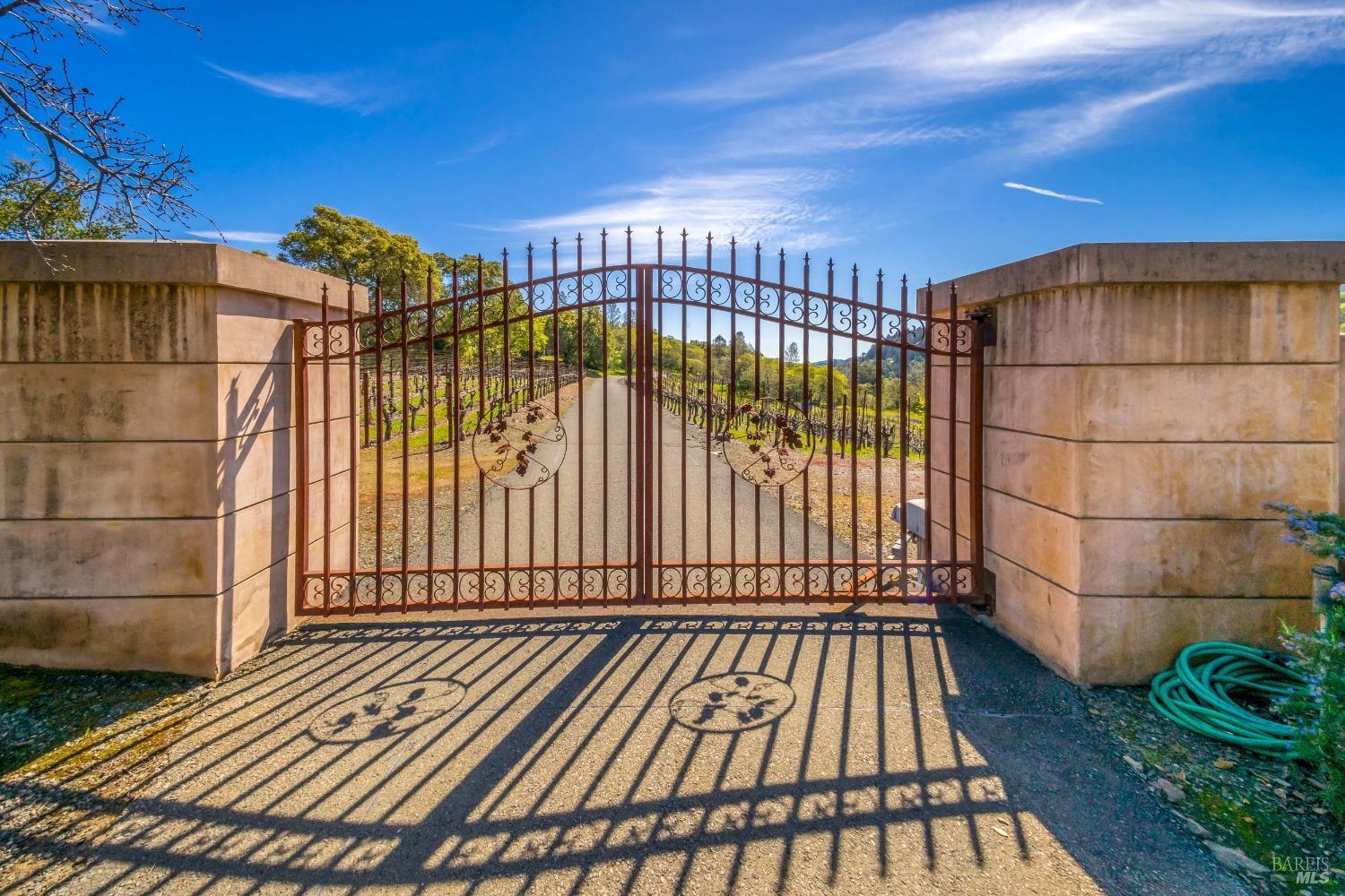 2900 Spring Mountain Rd