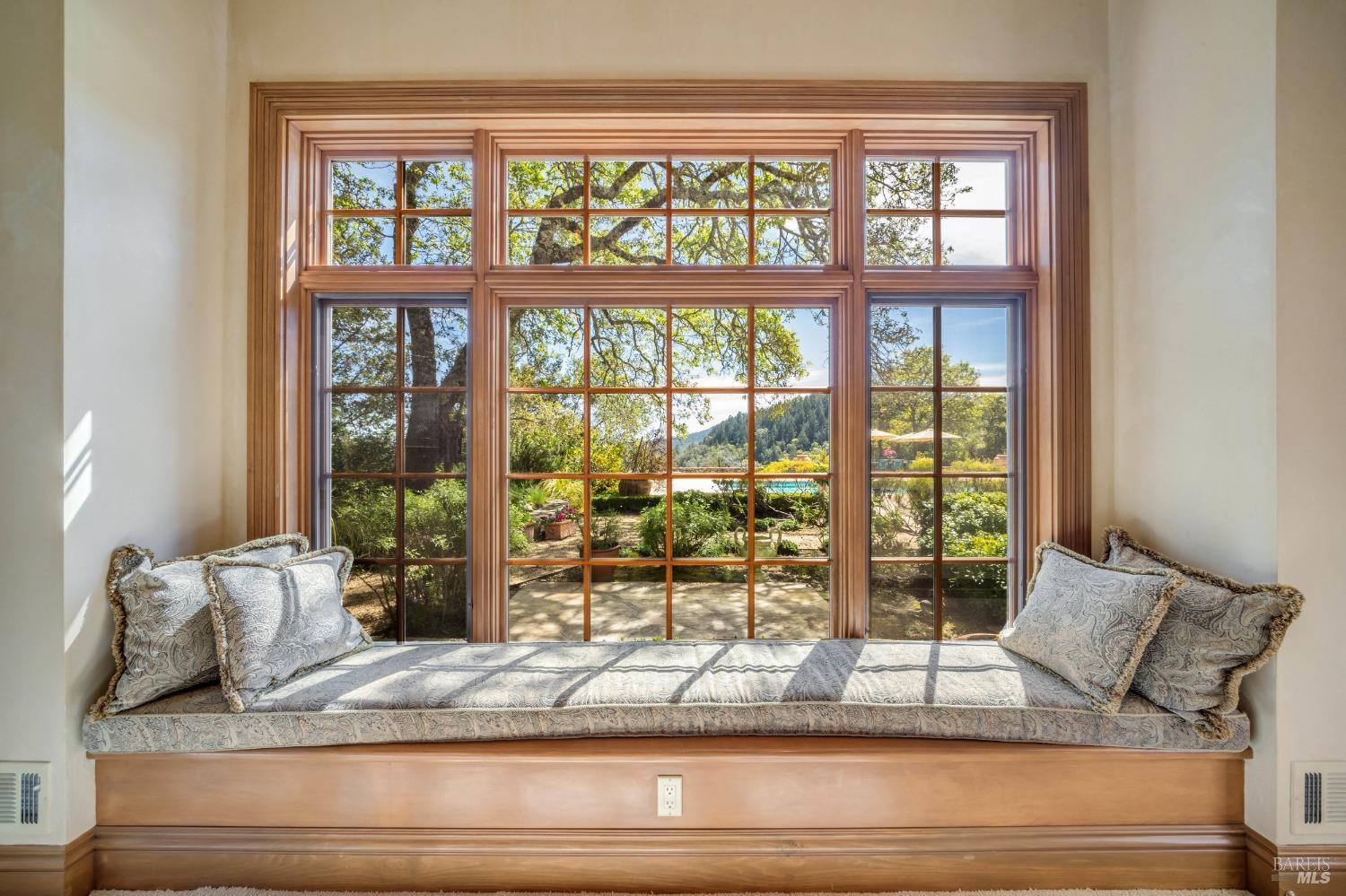 2900 Spring Mountain Rd