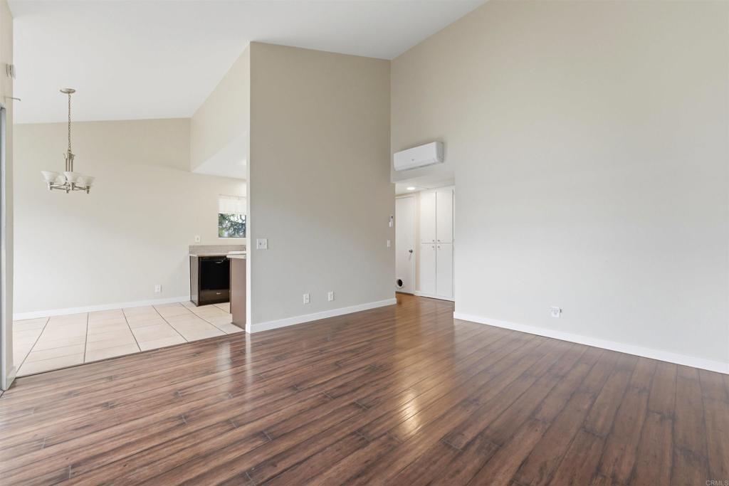 1811 E Grand Avenue 178