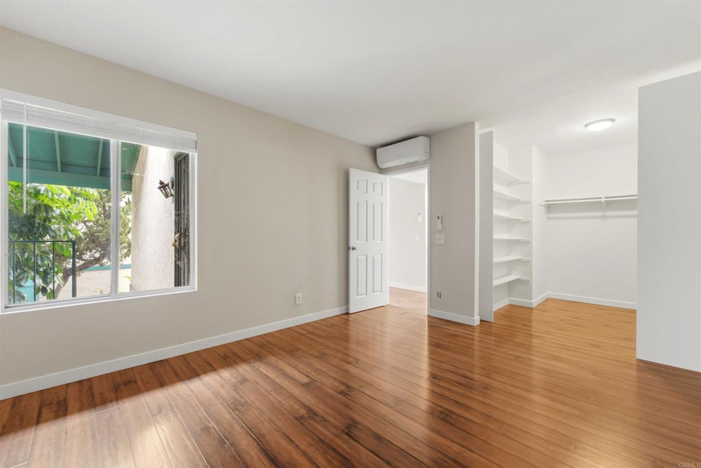 1811 E Grand Avenue 178