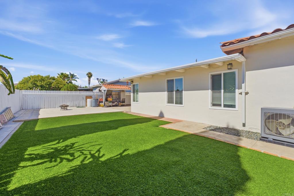 424 La Presa Avenue