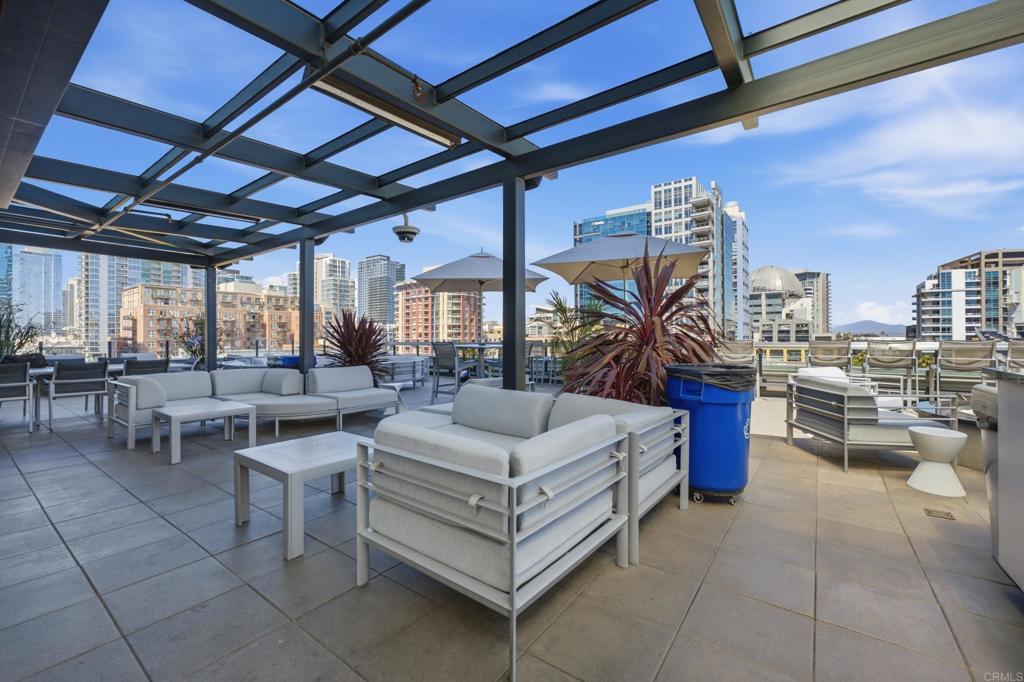 325 7Th Avenue 905