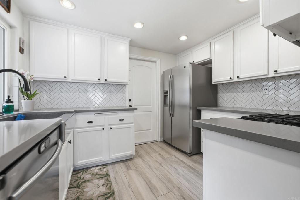 6080 Cape Cod Lane 54