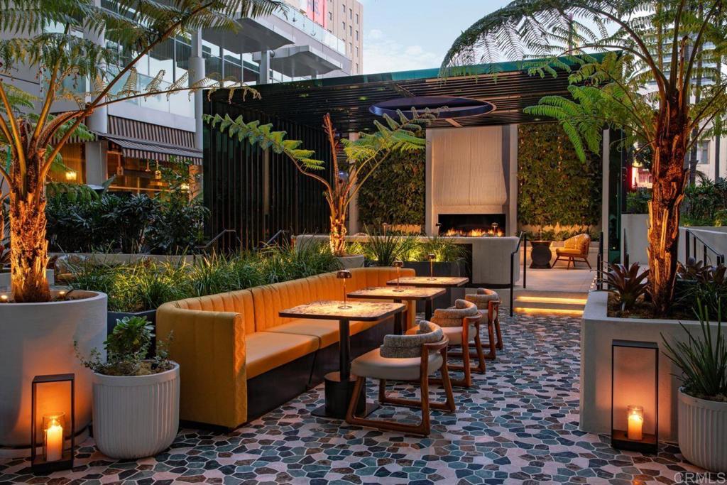 6250 Hollywood Boulevard 12H