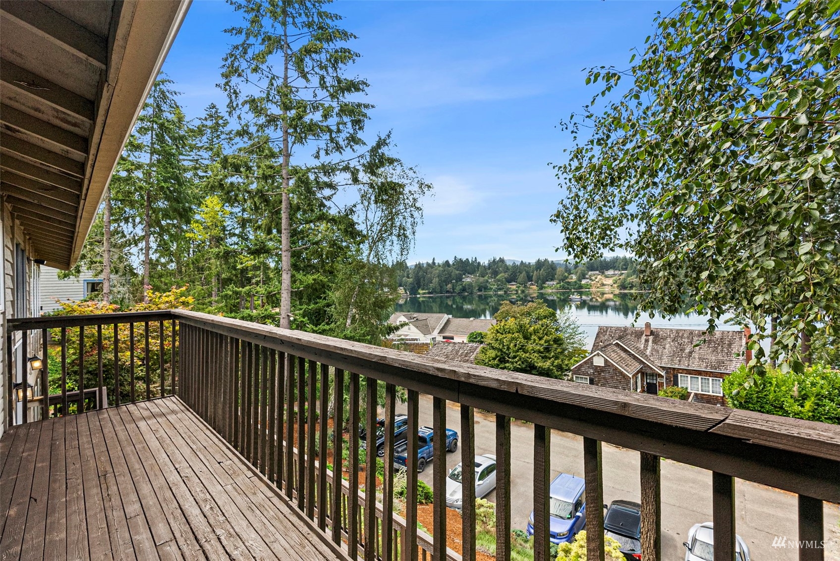 2530 E Phinney Bay Place